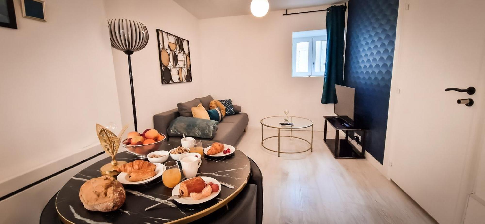 L'Art Deco 3 Etoiles Wifi, Netflix, Disney, Coeur De Bastide Villefranche-de-Rouergue Ngoại thất bức ảnh